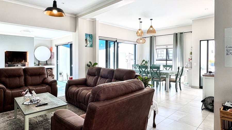 3 Bedroom Property for Sale in Verdeau Lifestyle Estate Western Cape